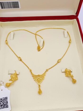 Artificial gold necklace 3